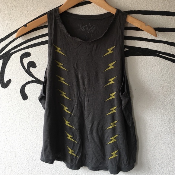 Nasty Gal Tops - Nasty Gal crop top muscle tee